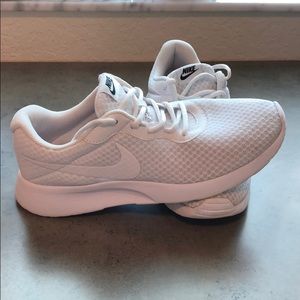 Nike Tanjun - All White